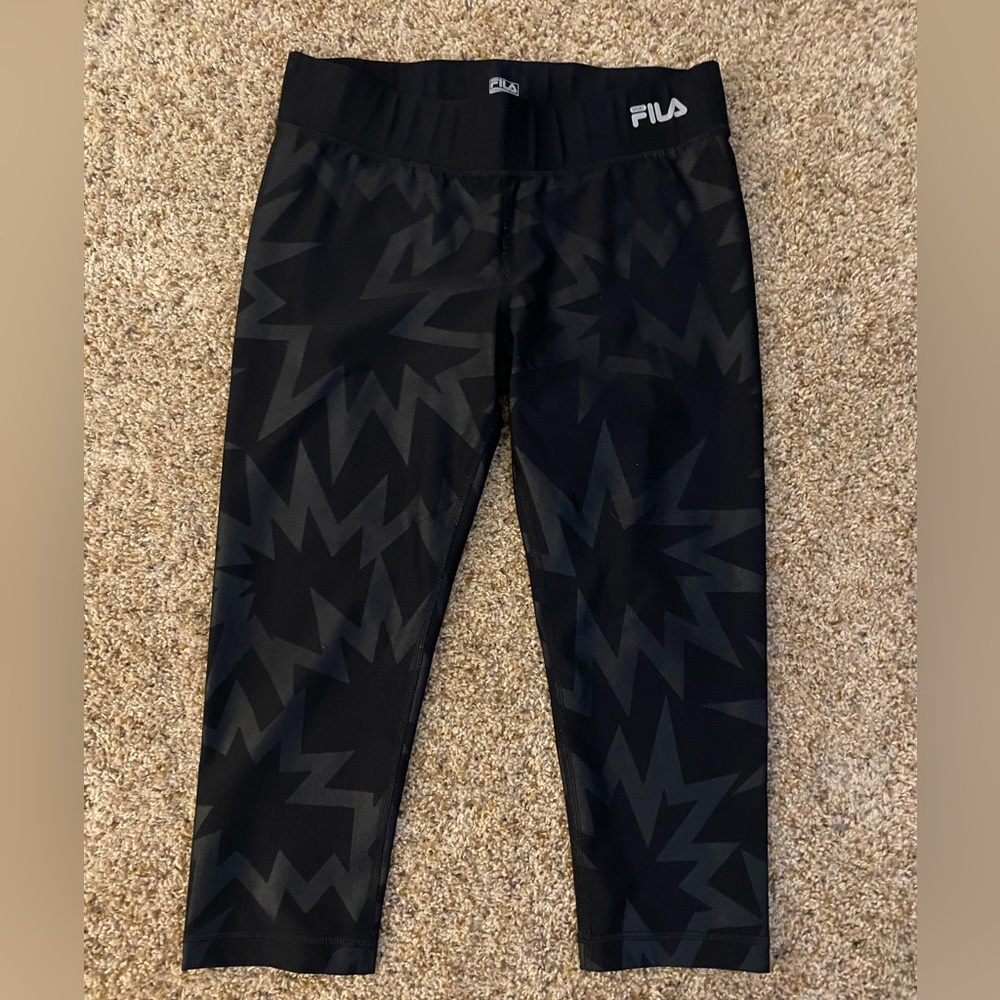 Fila Performance Black Pattern Capri - image 1